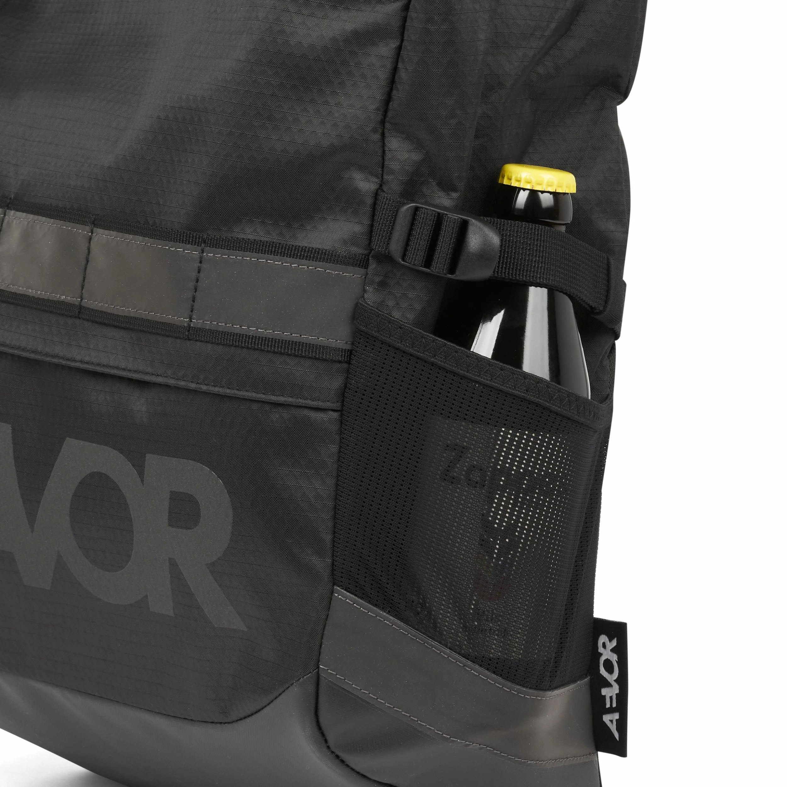 AEVOR Triple Bike Bag - Proof Black – Bild 8